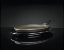 Load image into Gallery viewer, Napoleon Cast Iron Skillet Removable Handle