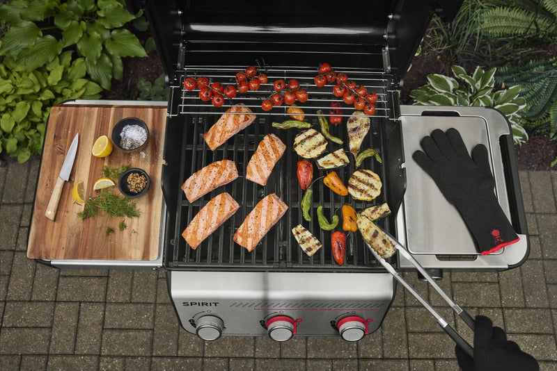 Load image into Gallery viewer, Spirit® EP-325 Gas Grill
