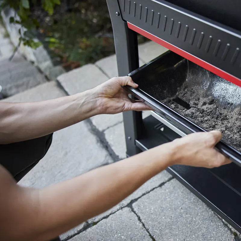 Load image into Gallery viewer, Weber Searwood™ 600 Pellet Grill
