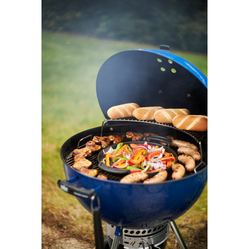 Load image into Gallery viewer, Weber Master Touch Charcaol Grill
